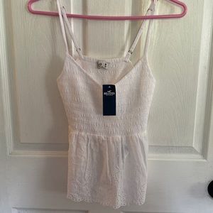 Spaghetti strap baby doll style shirt. Size medium. Hollister